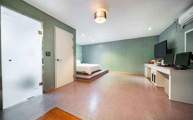 Imagen de la habitación del Hotel Gwangmyeong Js Boutique. Foto 33