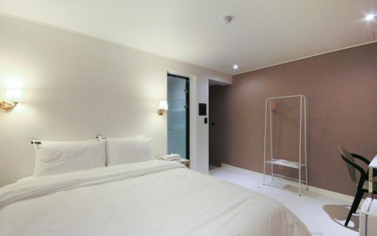 Imagen de la habitación del Hotel Gwangyang Urban. Foto 17
