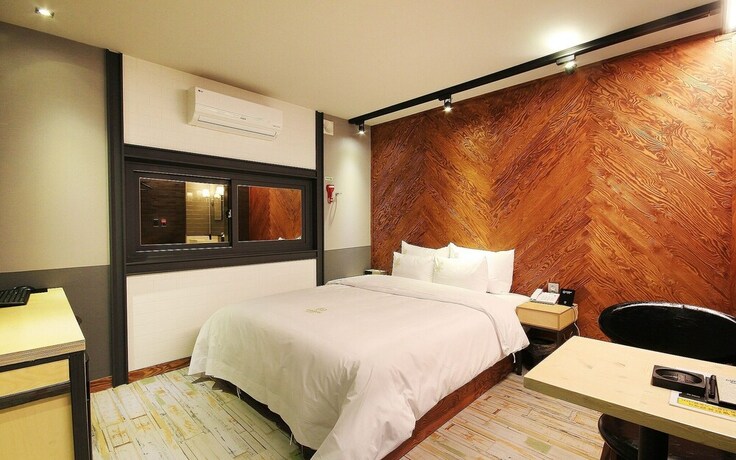 Imagen de la habitación del Hotel Gwangyang Yongam Good Day. Foto 18