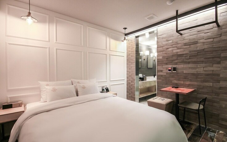 Imagen de la habitación del Hotel Gwangyang Yongam Good Day. Foto 23