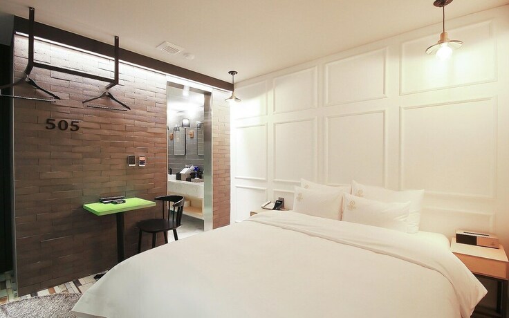 Imagen de la habitación del Hotel Gwangyang Yongam Good Day. Foto 28