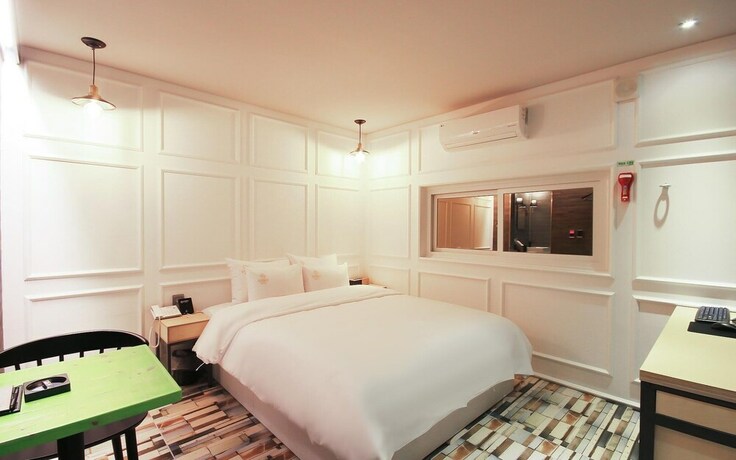 Imagen de la habitación del Hotel Gwangyang Yongam Good Day. Foto 29