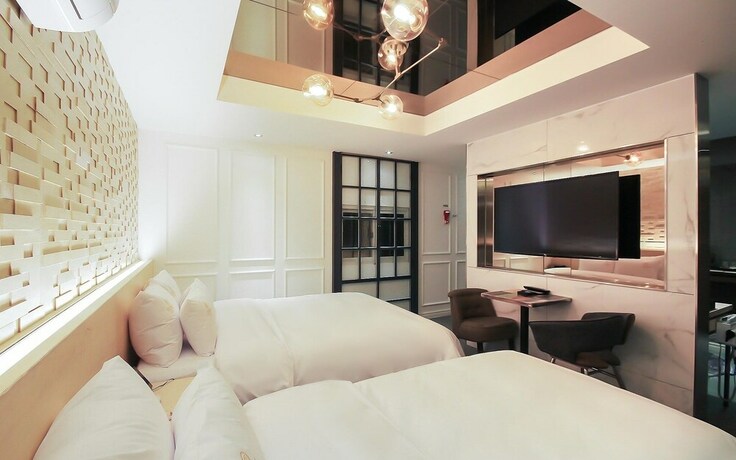 Imagen de la habitación del Hotel Gwangyang Yongam Good Day. Foto 31
