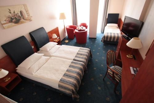Imagen de la habitación del Hotel Gwarna. Foto 8