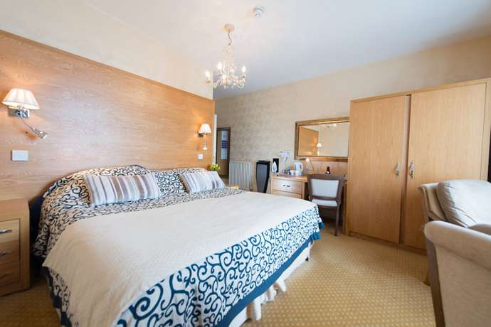 Imagen de la habitación del Hotel Gwesty\'r Marine Hotel and Spa. Foto 4