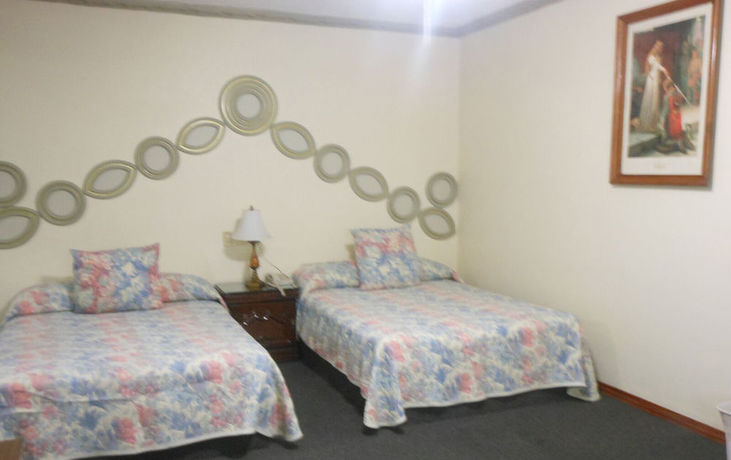 Imagen de la habitación del Hotel Gya Express. Foto 9