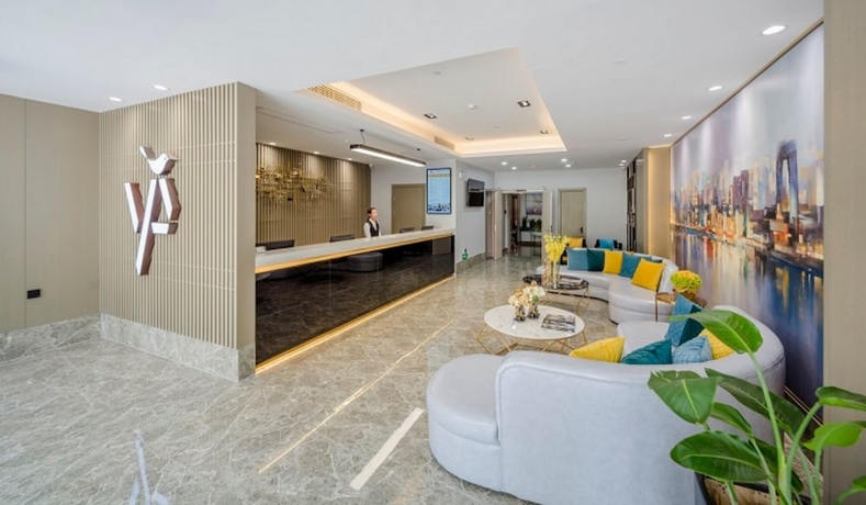 Imagen de los interiores del Hotel Gya Jin Ji Lake Oriental Gate. Foto 18