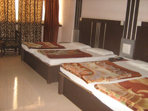 Imagen de la habitación del Hotel Gyan. Foto 18