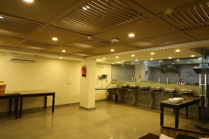 Imagen del bar/restaurante del Hotel Gyangarh. Foto 5