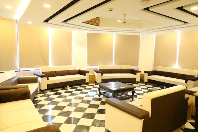Imagen de los interiores del Hotel Gyangarh. Foto 16
