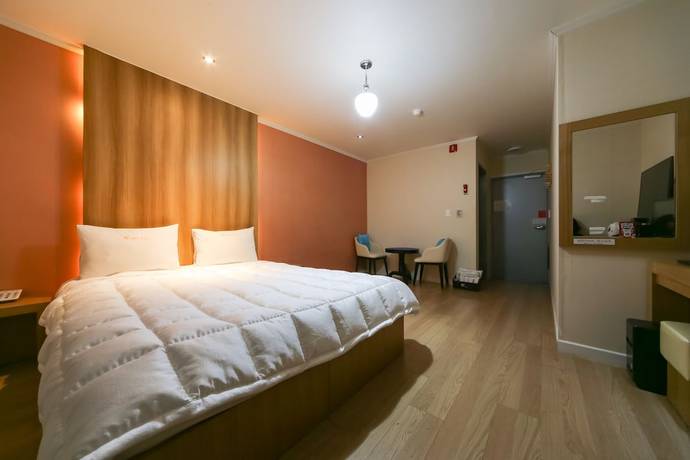 Imagen de la habitación del Hotel Gyeongju Bulguksa W Drive-in Motel. Foto 11