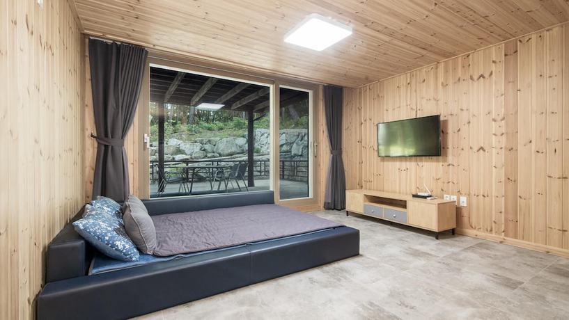 Imagen de la habitación del Hotel Gyeongju Byeolgwadal-iyagi Pension. Foto 2