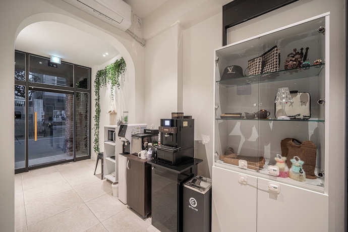 Imagen de los interiores del Hotel Gyeongju Elegance Hwangridan-gil. Foto 15