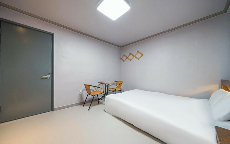 Imagen de la habitación del Hotel Gyeongju Eupseong Stay. Foto 12