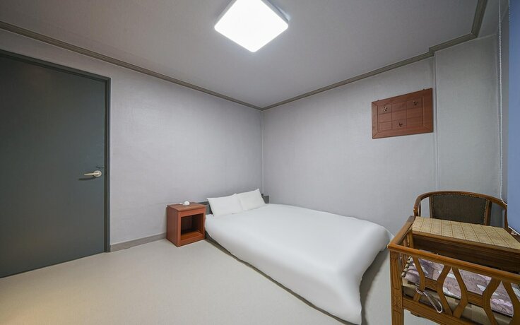 Imagen de la habitación del Hotel Gyeongju Eupseong Stay. Foto 20