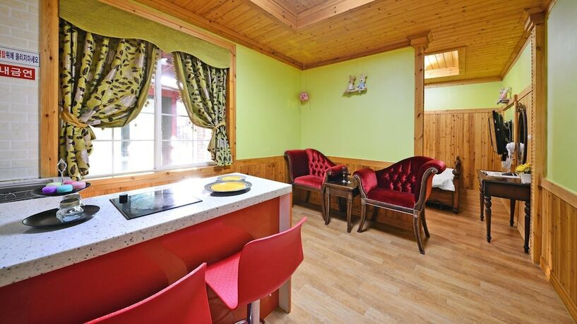 Imagen de la habitación del Hotel Gyeongju Euro Vill Spa Pension. Foto 19