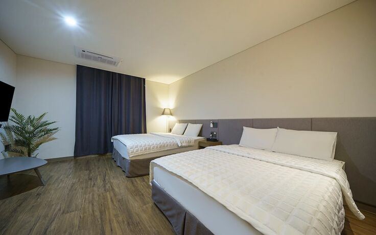 Imagen de la habitación del Hotel Gyeongju MTM Family. Foto 14