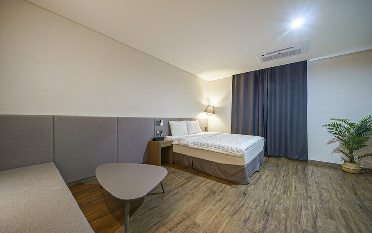 Imagen de la habitación del Hotel Gyeongju MTM Family. Foto 16