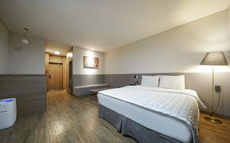 Imagen de la habitación del Hotel Gyeongju MTM Family. Foto 17