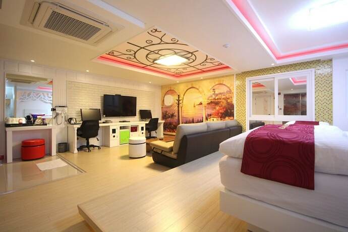 Imagen general del Hotel Gyeongsan W Good Time. Foto 14