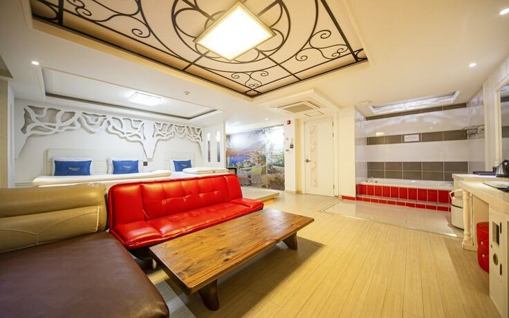 Imagen general del Hotel Gyeongsan W Good Time. Foto 17