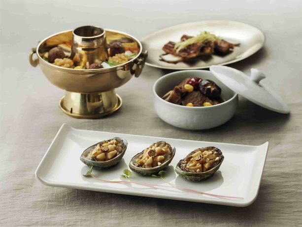 Imagen del bar/restaurante del Hotel Gyeongwonjae Ambassador Incheon - Associated With Accor. Foto 7