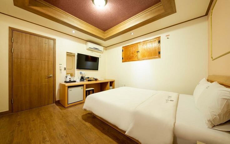Imagen de la habitación del Hotel Gyeryong Mongiya. Foto 18