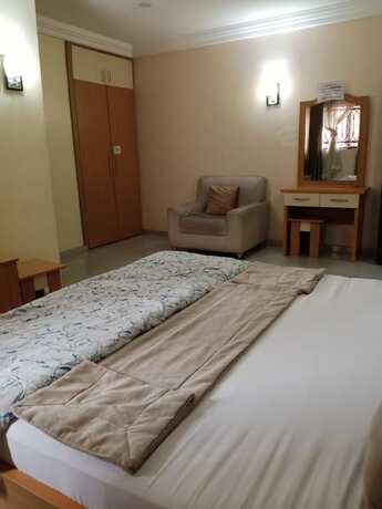 Imagen de la habitación del Hotel Gyeuti Citi and Suites. Foto 19