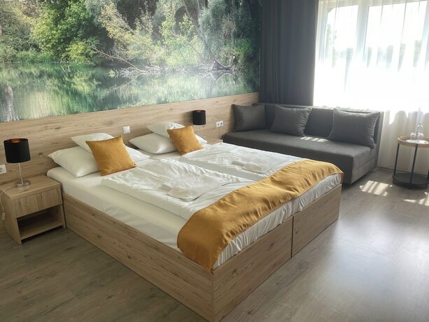 Imagen de la habitación del Hotel Gyirm&oacute;t SportandWellness. Foto 17