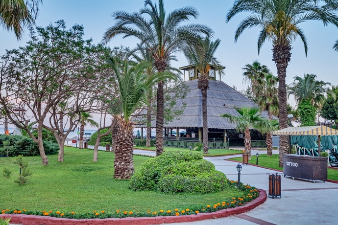 Imagen de los exteriores del Hotel Gypsophila Club Marine. Foto 11