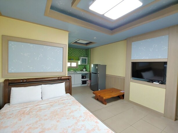 Imagen de la habitación del Hotel Gyul House. Foto 18