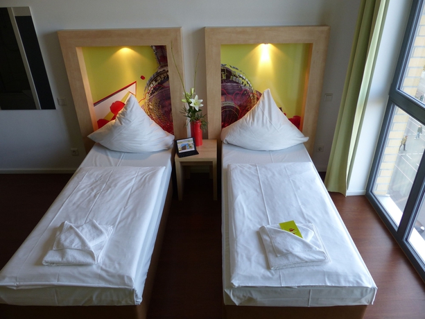 Imagen de la habitación del Hotel H+ 4 Youth Berlin Mitte. Foto 8