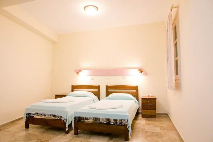 Imagen general del Hotel H Ambiance Studios. Foto 9