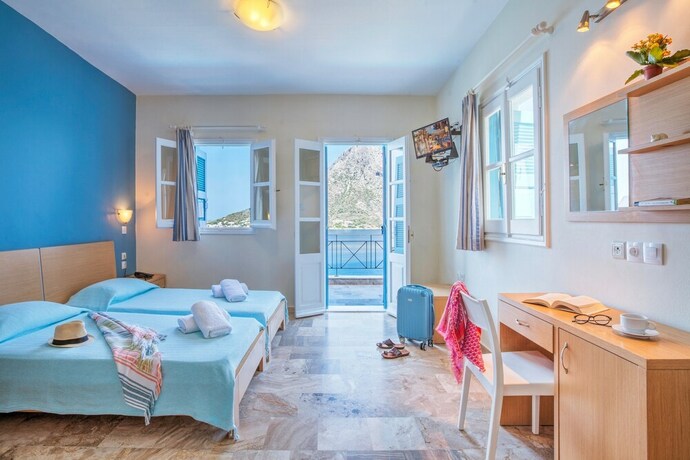 Imagen de la habitación del Hotel H Ambiance Studios. Foto 37