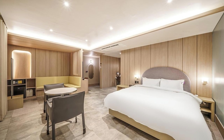 Imagen de la habitación del Hotel H Avenue Dongseong-ro Daegu Station. Foto 6