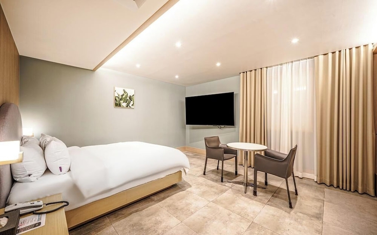 Imagen de la habitación del Hotel H Avenue Dongseong-ro Daegu Station. Foto 13