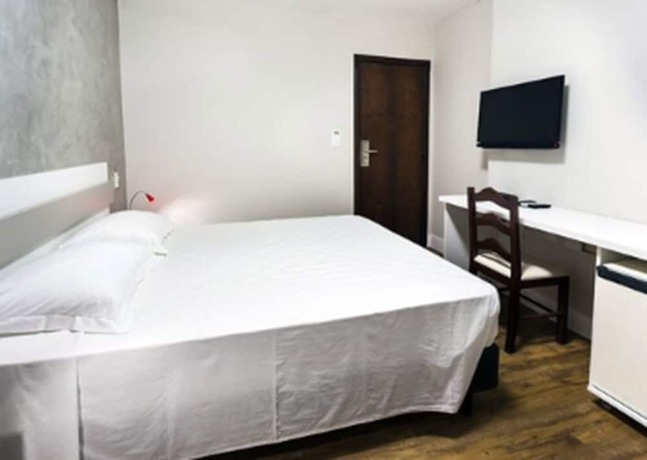 Imagen de la habitación del Hotel H, Balneário Camboriú. Foto 8