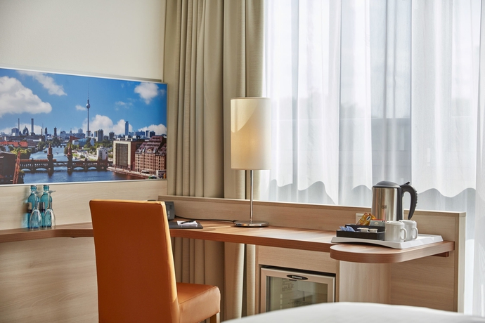 Imagen de la habitación del Hotel H+ Berlin Mitte. Foto 6