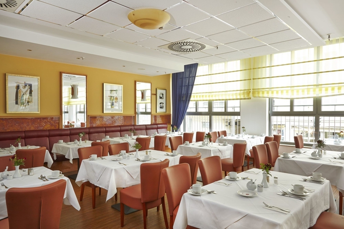 Imagen del bar/restaurante del Hotel H+ Berlin Mitte. Foto 4