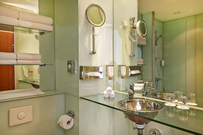 Imagen de la habitación del Hotel H+ Berlin Mitte. Foto 9