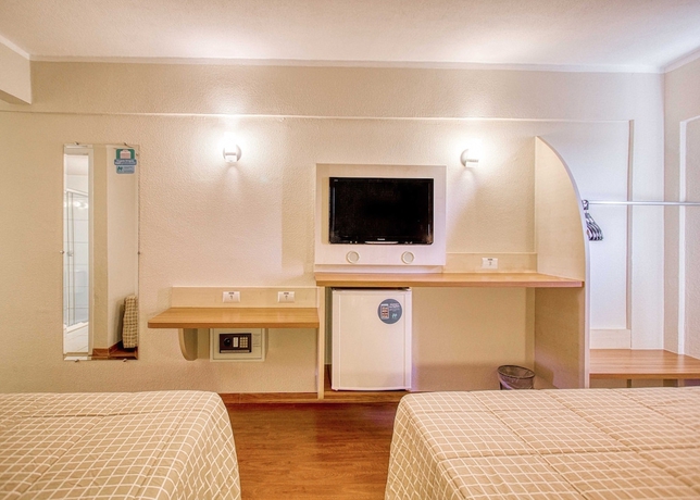 Imagen de la habitación del Hotel H+. Foto 14