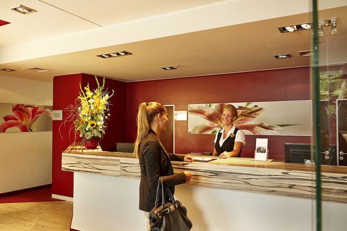 Imagen de los interiores del Hotel H+ Hotel Bad Soden. Foto 19