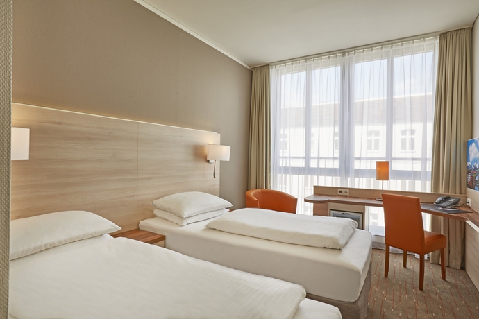 Imagen de la habitación del Hotel H+ Hotel Berlin Mitte. Foto 13