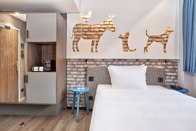 Imagen de la habitación del Hotel H+ Hotel Bremen. Foto 9