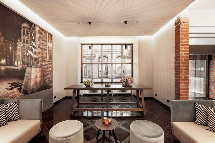 Imagen de los interiores del Hotel H+ Hotel Bremen. Foto 16