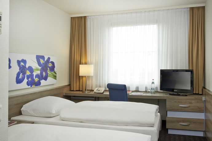 Imagen de la habitación del Hotel H+ Hotel Frankfurt Airport West. Foto 7