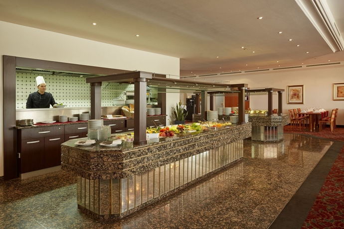 Imagen del bar/restaurante del Hotel H+ Hotel Frankfurt Airport West. Foto 4