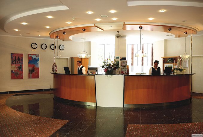 Imagen de los interiores del Hotel H+ Hotel Koln Hurth. Foto 20