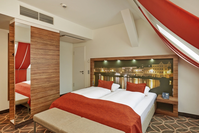 Imagen de la habitación del Hotel H+ Hotel Lubeck. Foto 12