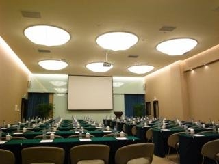 Imagen de los interiores del Hotel H Hotels. Foto 10